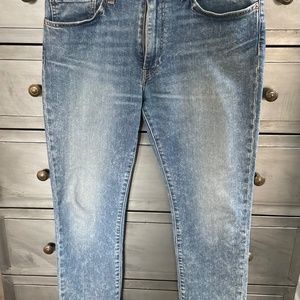 Mens Levi’s Jeans, 34waist x 30length, light wash